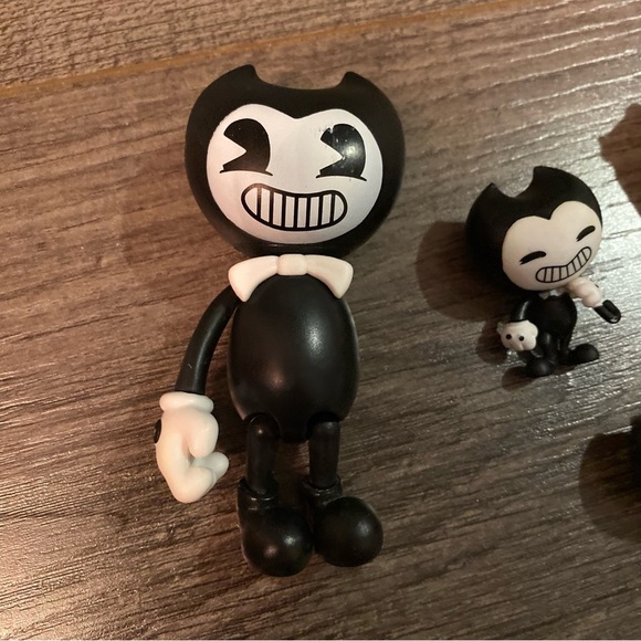 Bendy And The Ink Machine Collectible figurines keychains - Picture 3 of 6